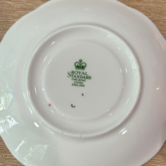 Vintage 50s Royal Standard Red Cabbage Rose Teacup Saucer Plate Set , Bone China - Picture 7 of 10